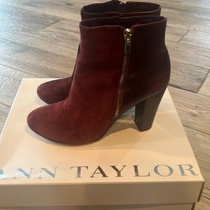 Ann Taylor suede & leather Cleo booties, sz 7.5